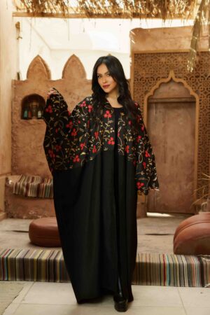 عباية الورد الأحمر